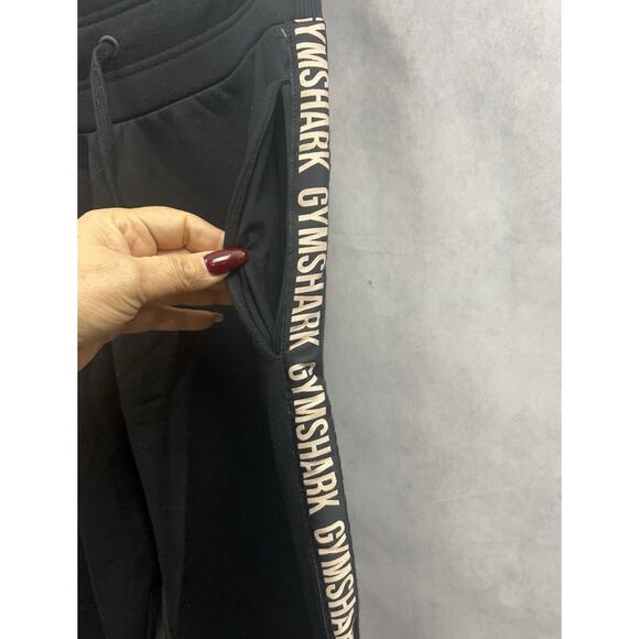 Gymshark Womens Oversized Fit Monogram Fleece Joggers Black Size XS NWT … - Picture 8 of 15
